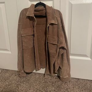 Francesca’s soft mauve button down top